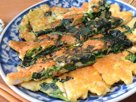 『粉不使用☆　ふわっと香ばしい♪　ほうれん草とはんぺんのチヂミ風焼き』