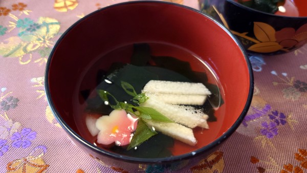 生麩と長芋のお吸い物