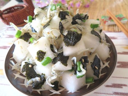 『切って和えるだけ♪　コロコロ大根のじゃこ海苔ナムル』