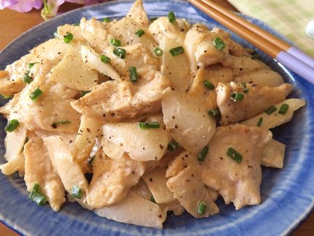 『大根がうまあっ♪　鶏むねとそぎ切り大根のオイマヨ炒め』