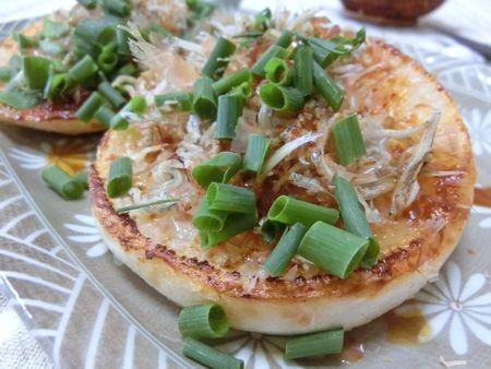 『とろりじゅわ～♪　カブのステーキ　じゃこねぎのせ☆』