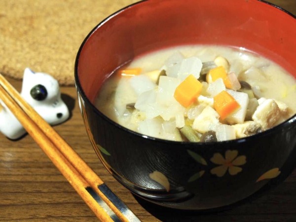 野菜たっぷり青森の郷土料理｜簡単『けの汁』レシピ！