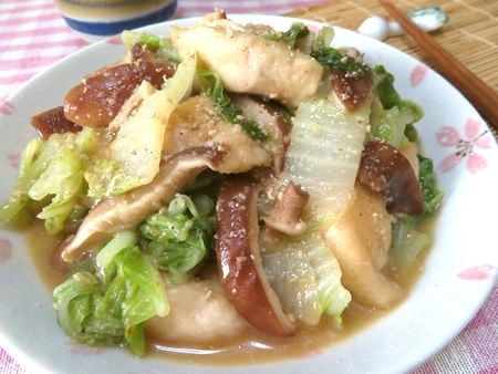 『汁だくでうまうま♪　白菜と鶏ささみと椎茸のピリ辛味噌炒め』