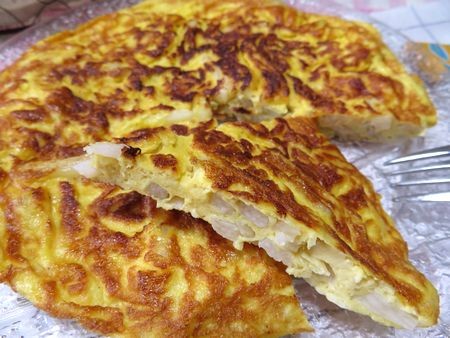 『味噌マヨチーズでうまみ満載♪　千切り長芋入りオムレツ』