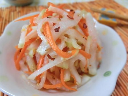 『ラーパーツァイ風☆　ピリ辛なます』