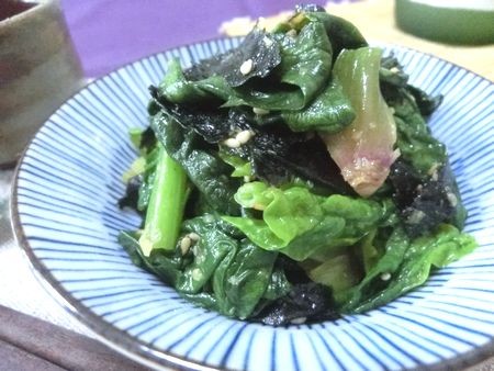 『濃厚で甘いからシンプルが美味い♪　ちぢみほうれん草の焼き海苔ナムル』