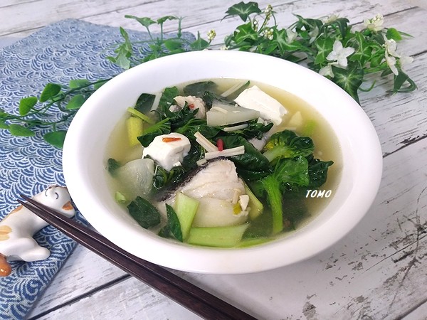 寒い日には♪タラと大根の具沢山ピリ辛中華スープ