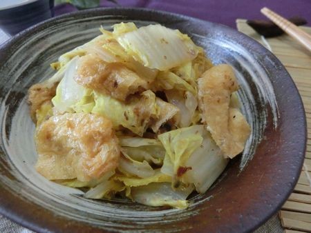 『10分副菜☆　水・出汁要らず♪　白菜と油揚げの蒸し煮』