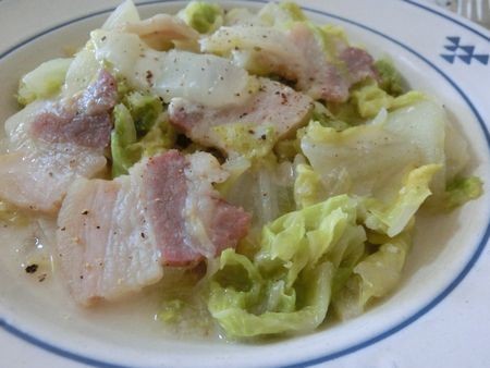 『水不使用☆　粉チーズでコクうま♪　白菜とベーコンのシチュー風蒸し煮』