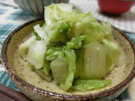 『味噌がポイントです♪　一晩でできる☆　和風白菜キムチ』