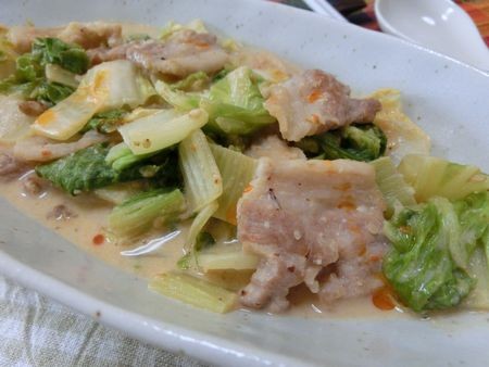 『すりごまたっぷりピリ辛♪　担々豚バラ白菜』