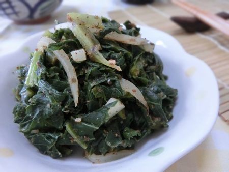 『だしパックのだしがらを活用☆　大根葉と大根の皮のだしがら味噌炒め』