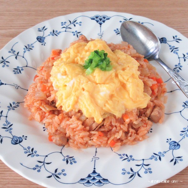 野菜でカサ増し♪大好きな卵が～高騰。それなら包まず簡単とろ～り『大根オムライス』