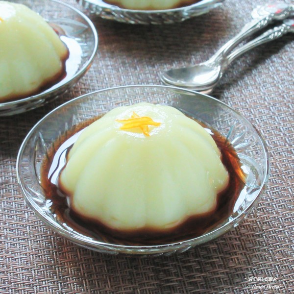 冬野菜で和スイーツ。コーンスターチで手軽に作る♪『ゆず香る黒蜜　白菜プリン』