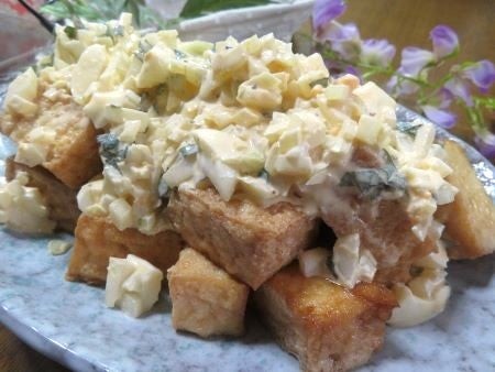 『焼いてかけるだけでうまっ♪　厚揚げのチキン南蛮風』