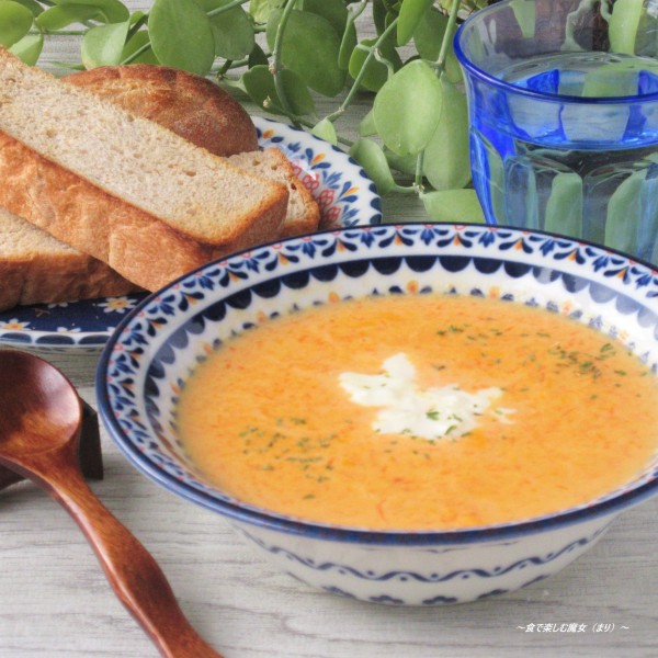 手軽に作る♪すりおろしポタージュ。可愛い色で、あったか＆とろり『にんじんポタージュ』