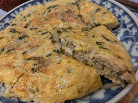 『粉不使用☆　オムレツ風♪　もやしと油揚げの海苔玉子チヂミ』
