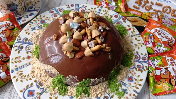 『きのこの山じゃない「きなこの山」！炊飯器×ミックス粉de簡単！作って楽しい！きなこの山ケーキ！』