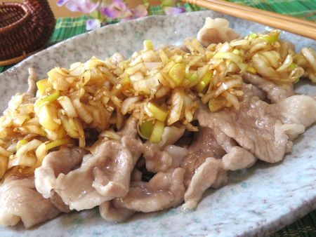 『とぅるんぷるるん♪　水晶豚の甘酢ねぎだれかけ』