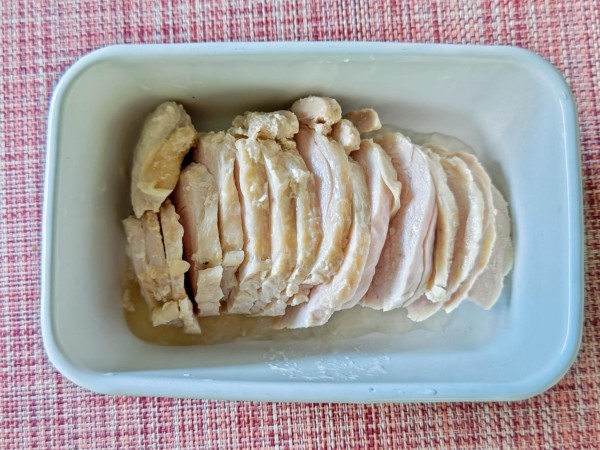 『【鶏ハム】耐熱ポリ袋を使って湯煎で作ります。本格鶏ハムをお家で。』