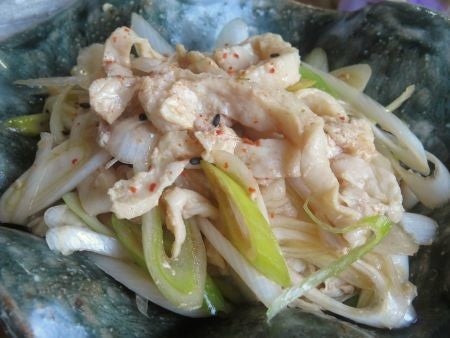 『茹でて和えるだけおつまみ♪　鶏皮と長ねぎのポン酢和え』