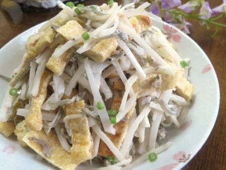 『ポンマヨでヤミツキ♪　大根とじゃこ油揚げの梅サラダ』