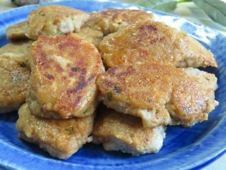 『ふんわりだけじゃない♪　れんこんと豆腐のもちもち照り焼き』