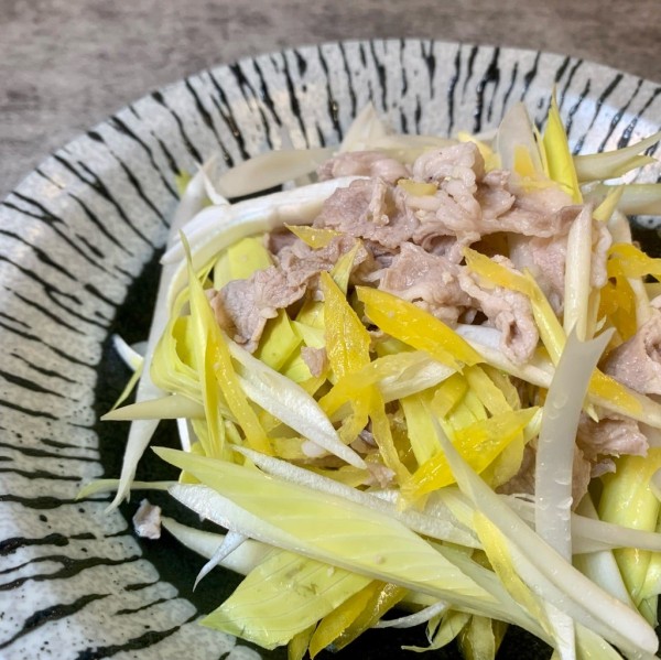 『【春の味覚】うるいのサラダはまとまりよく食感よく』