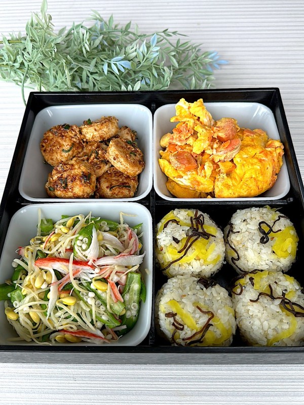 『【簡単お弁当】たんぱく質とカルシウムたっぷり重箱弁当！』