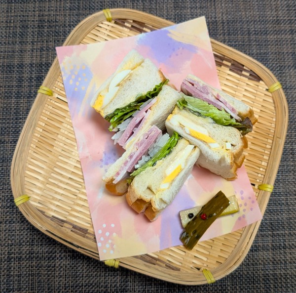 ご褒美ハムｄｅミックスサンドイッチ♪☆♪☆♪