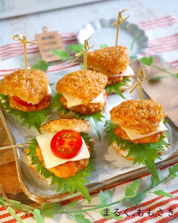 家族も大絶賛♪冷凍焼きおにぎりで～ライスバーガー