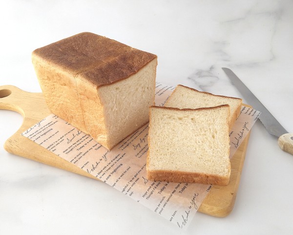 『ミルクリッチな角食パン〈材料の準備からトーストまでこれ1台〉』