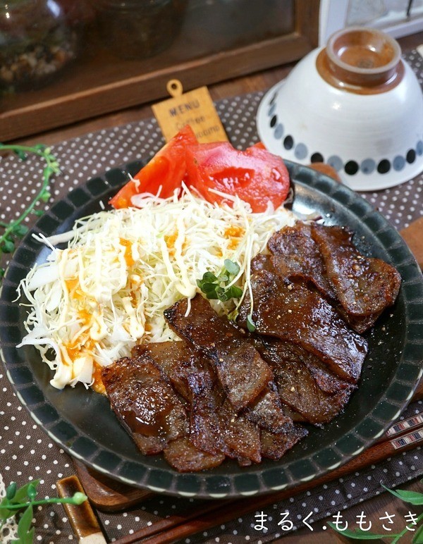 4人分100円♪見た目も焼肉⁉こんにゃくの焼肉風ステーキ