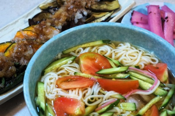 ■菜園野で菜で夜麺【ぶっかけ冷や麦／ノンフライヤー菜園焼き野菜／他】 | 「料理と趣味の部屋」