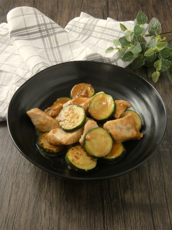 『ご飯がモリモリ食べられる！「カジキとズッキーニの味噌焼き」』