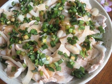 『さっぱり食べられる♪　茹で豚の春夏野菜サラダ』