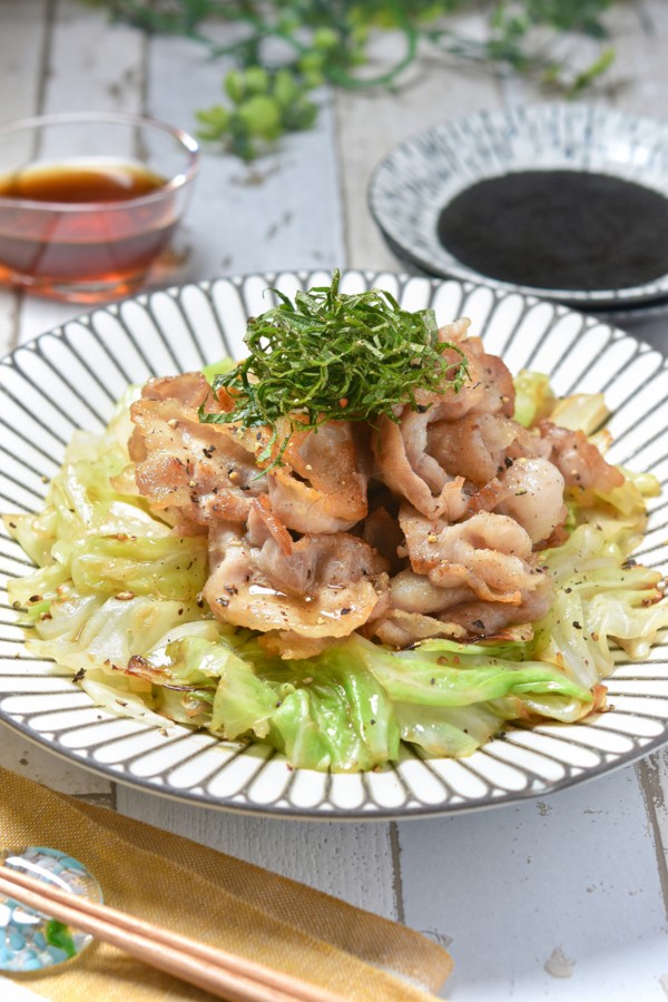 ぐんまの旬を味わう！香ばし×さっぱりがクセになる◎カリカリ豚と焼きキャベツのさっぱり和風だれ｜ぐんまクッキングアンバサダーvol.12 - すずめの食卓３６５日