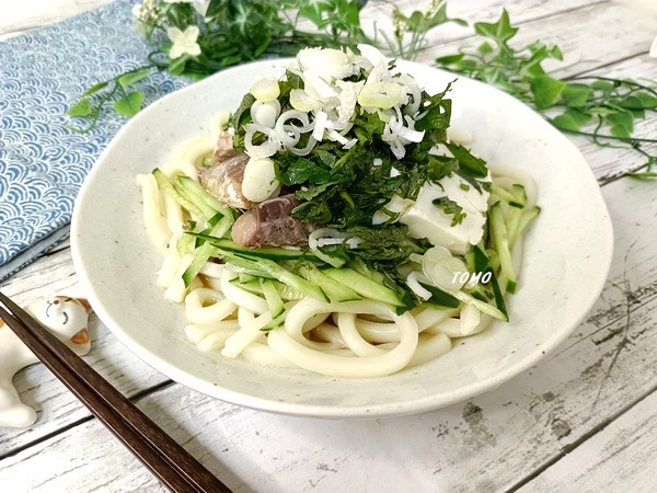 火を使わず楽々♪サバ缶と冷奴の冷やしうどん