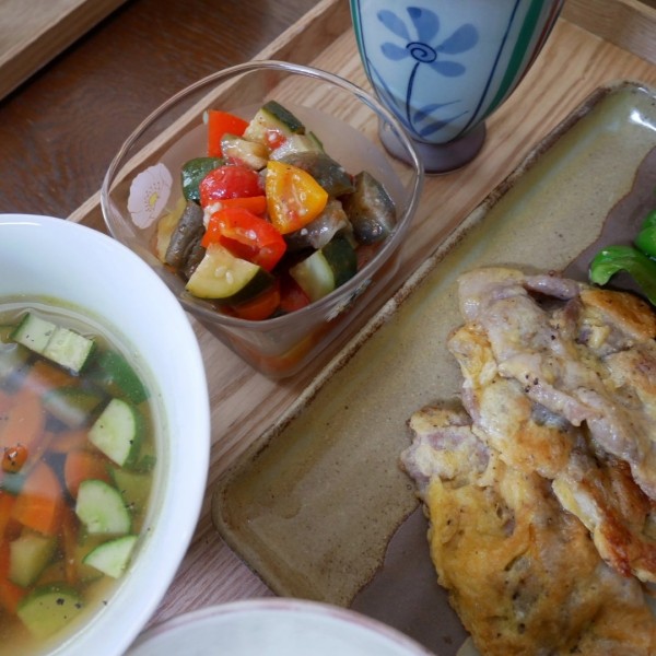 『レンチンラタトゥイユと昨日の昼ごはん#本日のおうちごはん(やわらか焼きナス収穫25個目)』