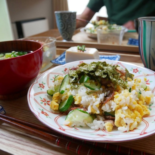 『ガリとかりかり豚肉の混ぜご飯、昼ごはん#本日のおうちごはん』