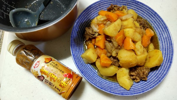 『焼肉のたれだけで味決まる！子供も大喜び！炊飯器で絶品！焼肉のたれ肉じゃが』