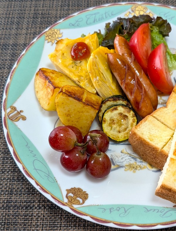 夏らしい野菜たっぷりワンプレ☆じゃがいものトルティージャ♪☆♪☆♪