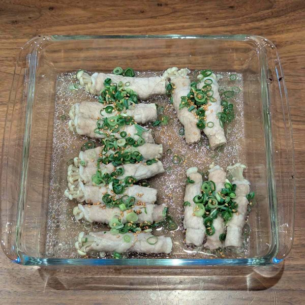 電子レンジで簡単おつまみ！肉巻きえのき！