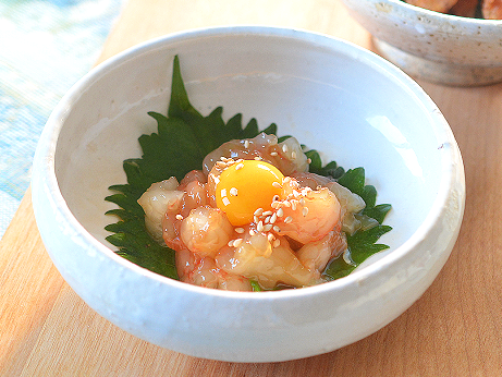 赤エビの漬けでおつまみ＆頭（脚）の唐揚げ♪