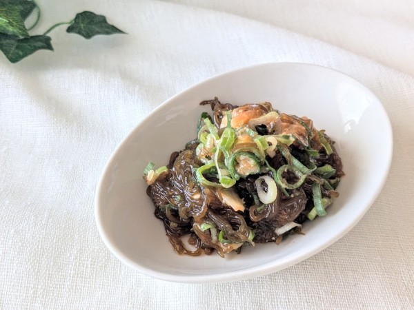 腸活に♪『もずくとネギの味噌キムチ』の作り方【美肌レシピ】 - 美肌Dish