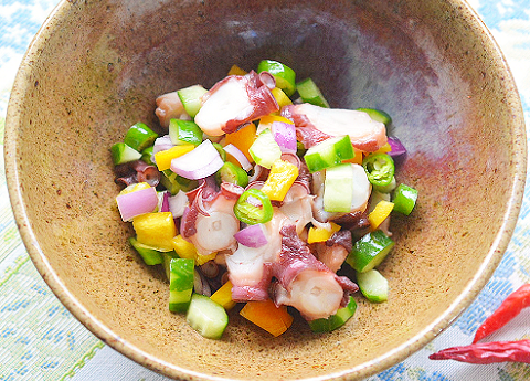 たこと彩り野菜のセビーチェ（魚介のマリネ風）♪