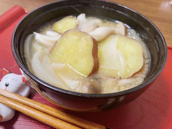 さつまいもの腸活みそ汁のレシピ｜腸内環境を整える食べ物も紹介！