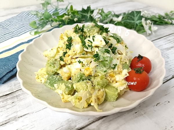 レンコン入り♪レンコンのアボカド粒マヨ卵サラダ