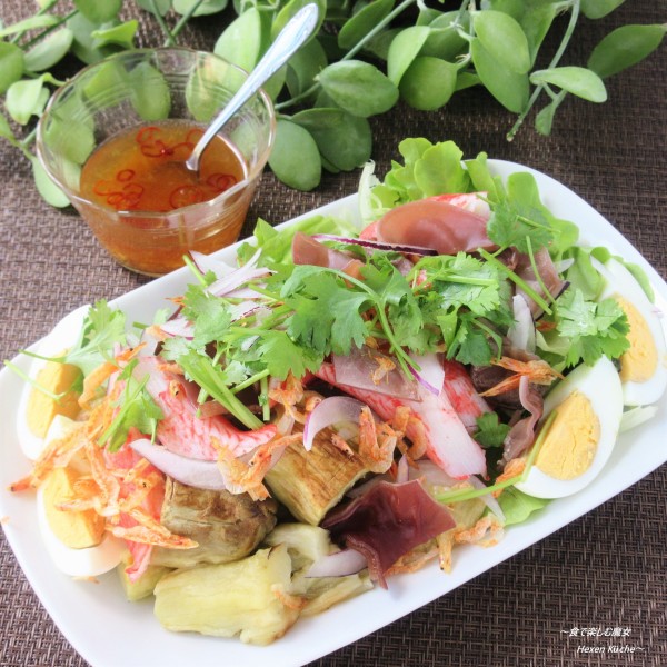茄子がするする消えていく♪なす大量消費『焼きナスご馳走サラダ』