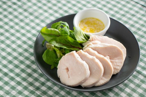 ここにも牛乳？しっとり【牛乳塩麹鶏ハム】作ってみた（PR）